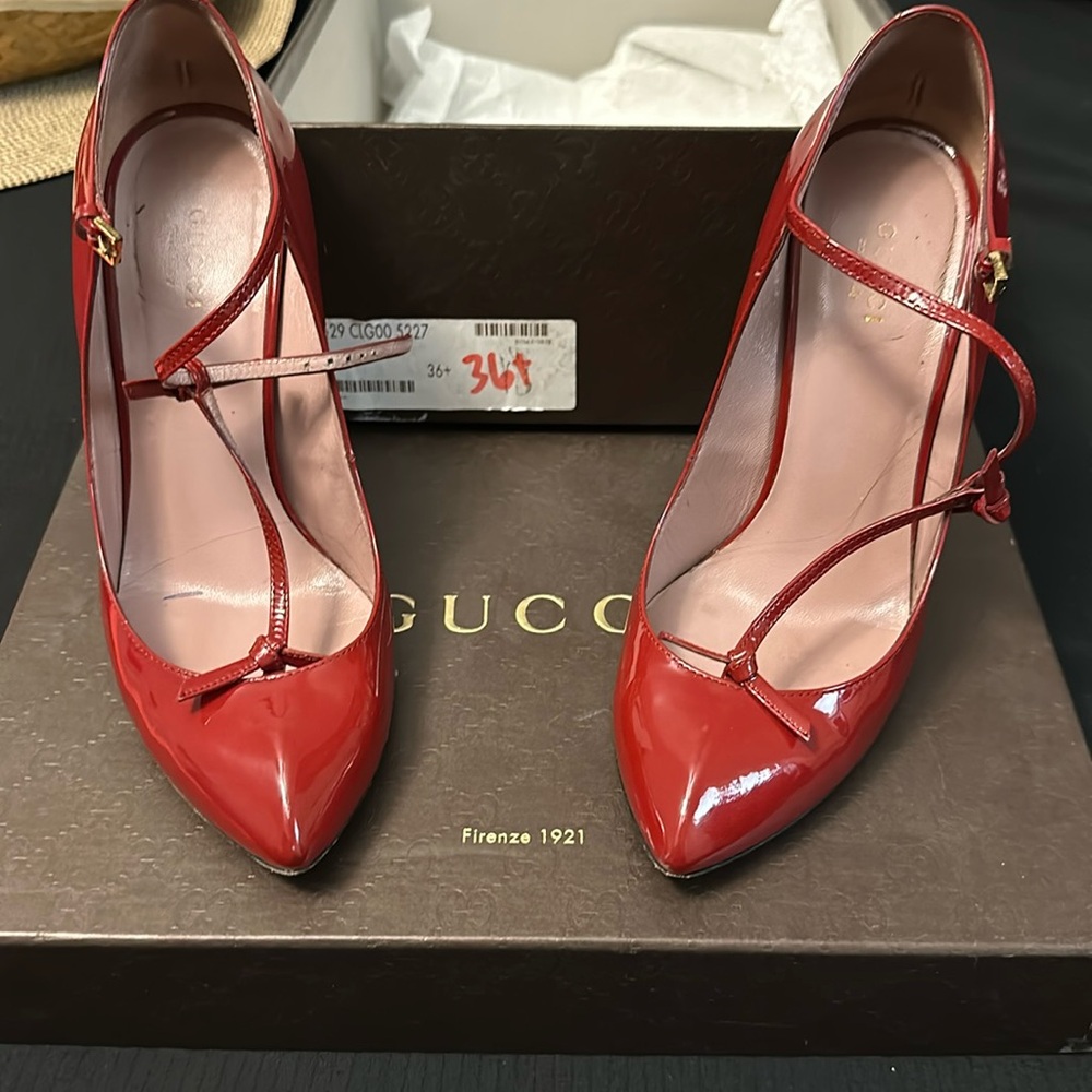 Gucci Vernice Crystal